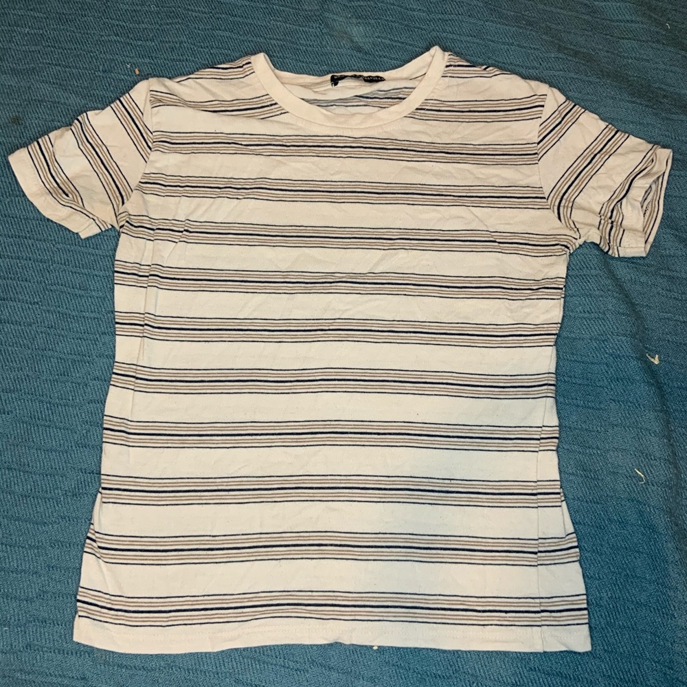 Brandy Melville shirt